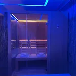 Masaniello Luxury 4* Casoria