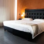 Masaniello Luxury 4*