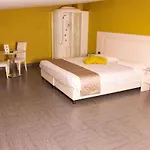 Masaniello Luxury